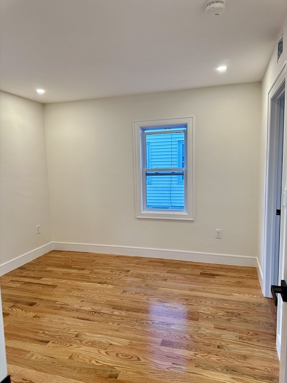 171 Safford St # 1