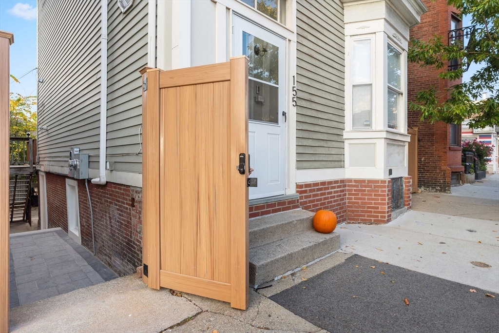 155 Dorchester St # 1