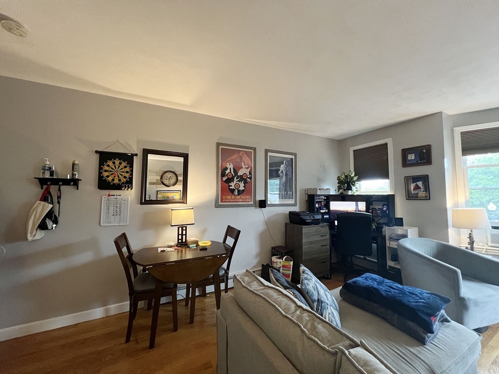 122 London Street # 3