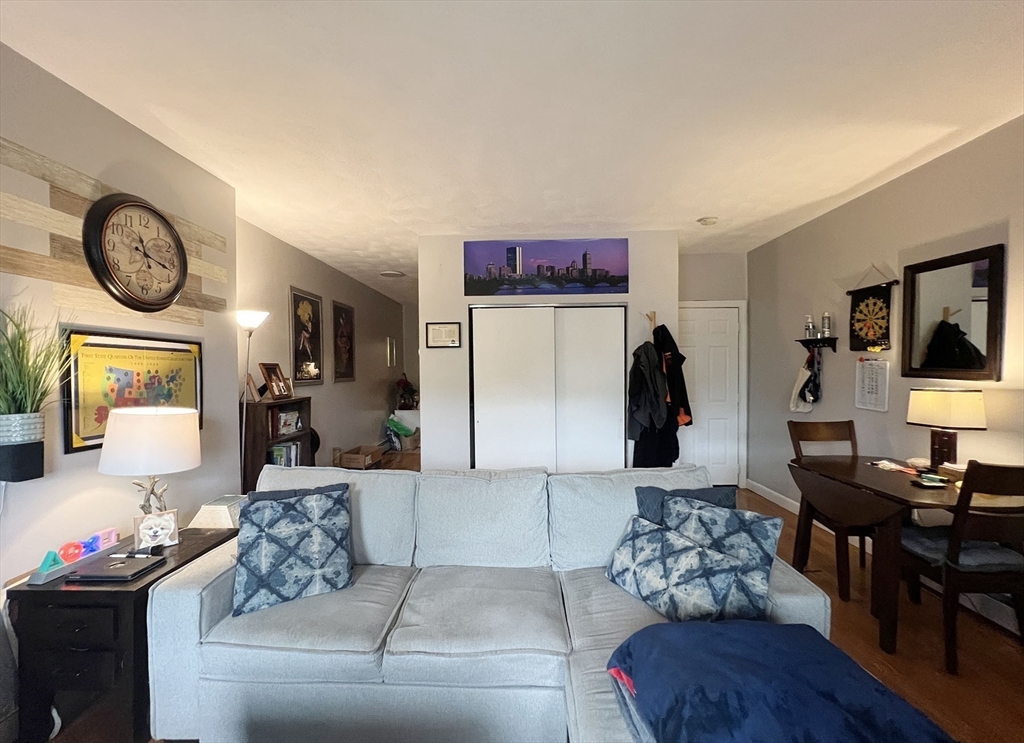 122 London Street # 3