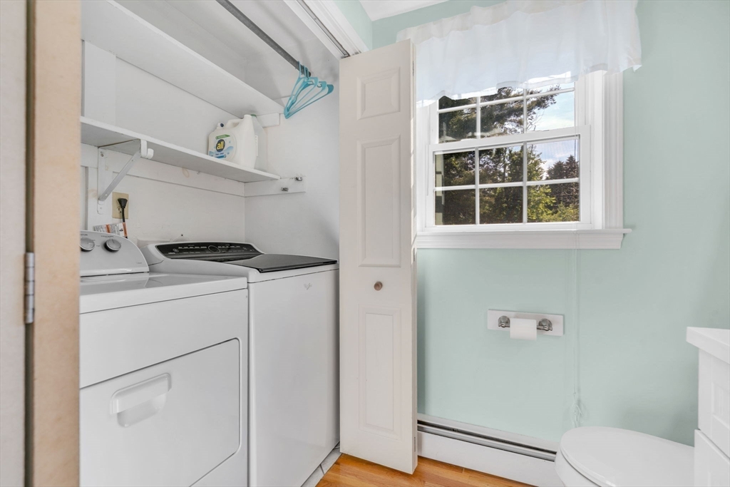 89 Robert Rd