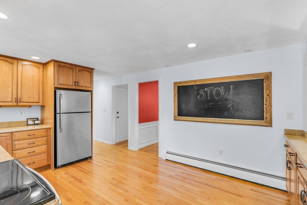 89 Robert Rd