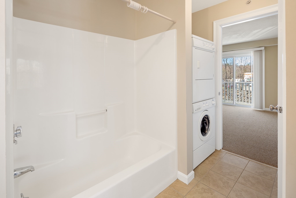 108 California Ave # 301
