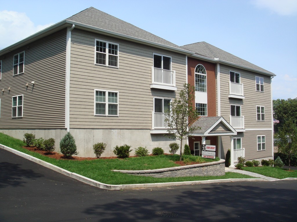 108 California Ave # 301
