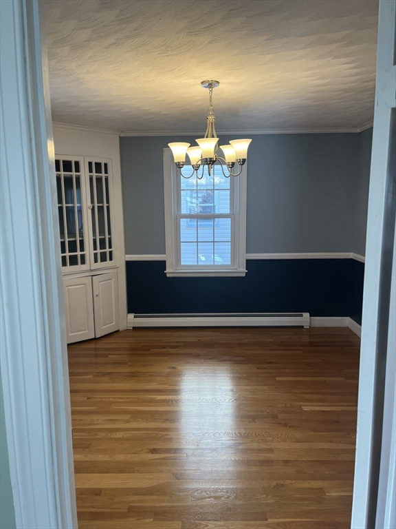 7 Newbury Ave