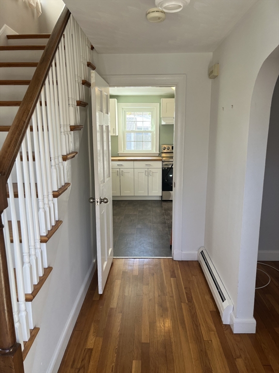 7 Newbury Ave