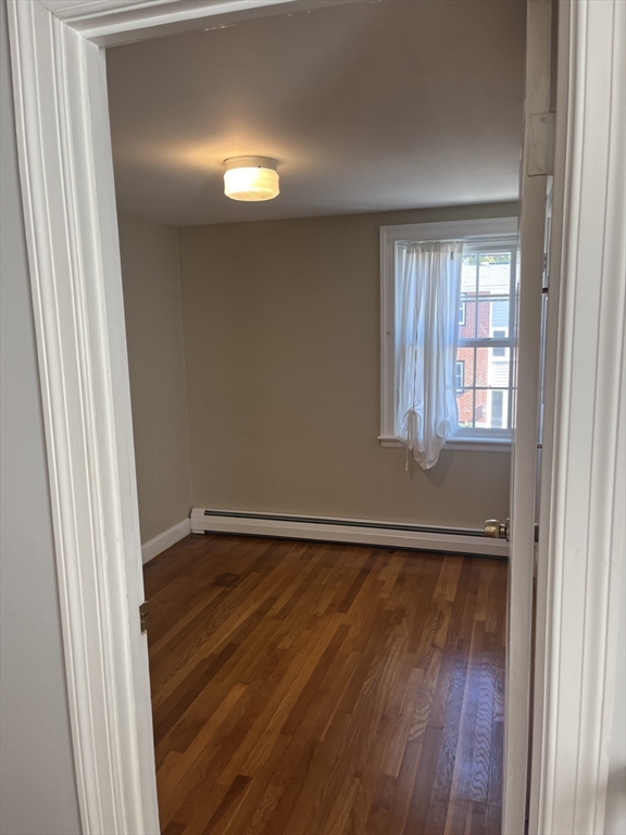 7 Newbury Ave