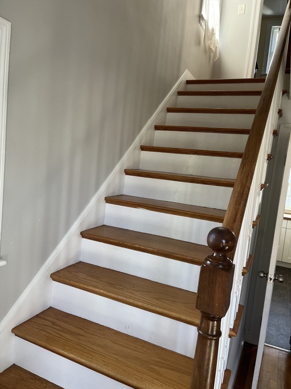7 Newbury Ave