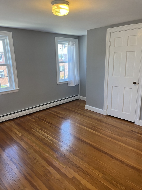 7 Newbury Ave