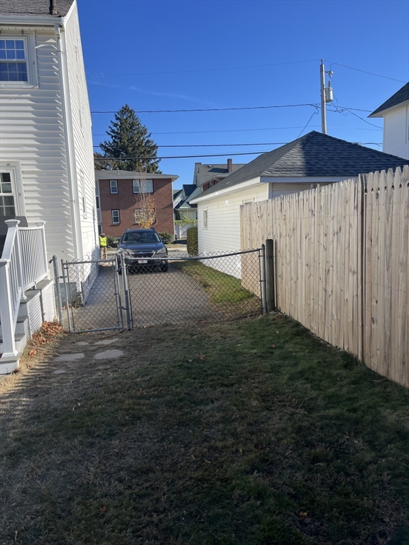 7 Newbury Ave