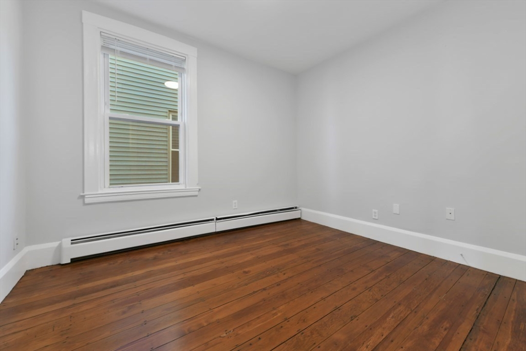 34-36 Boston St Unit: 1
