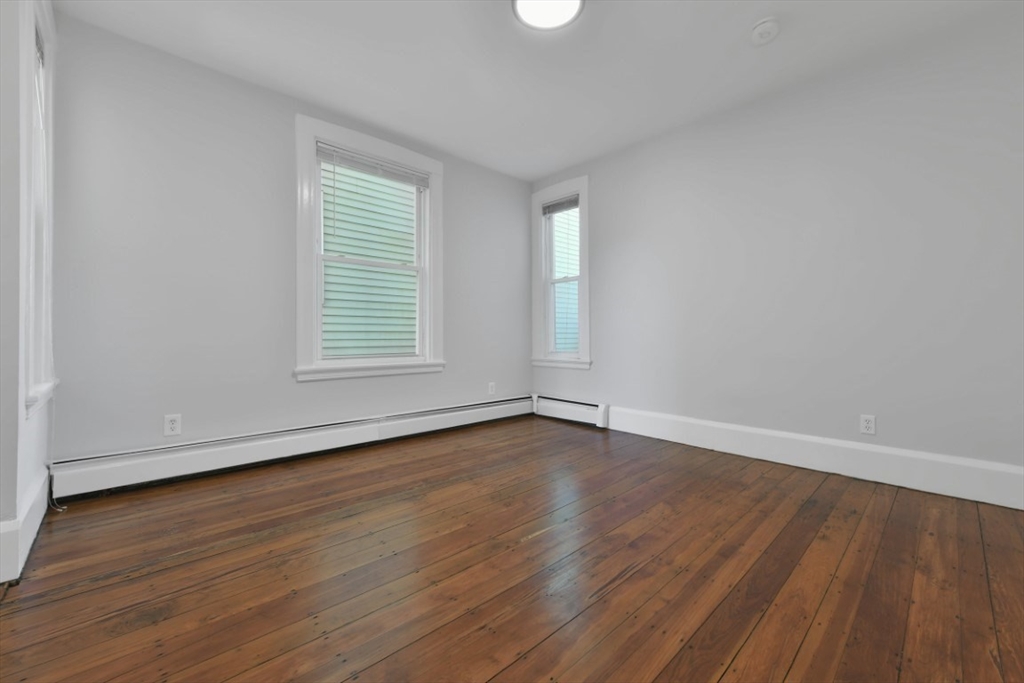 34-36 Boston St Unit: 1