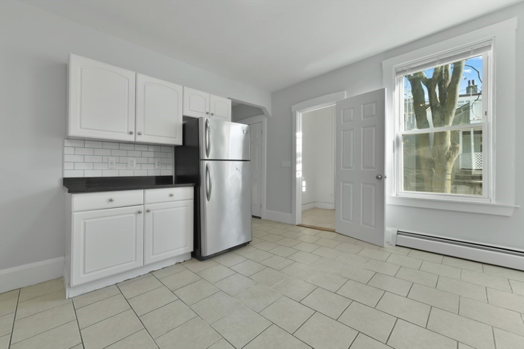 34-36 Boston St Unit: 1