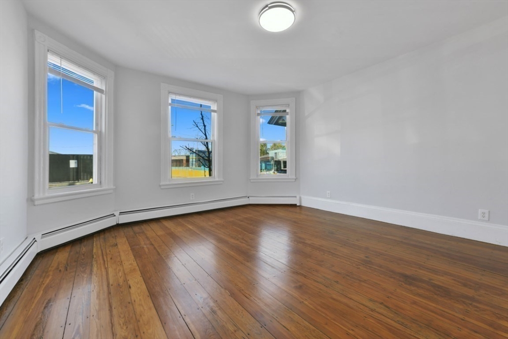 34-36 Boston St Unit: 1