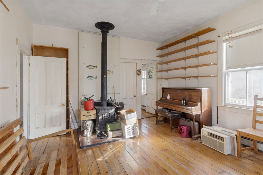 26 Jay St