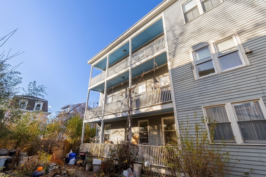 26 Jay St
