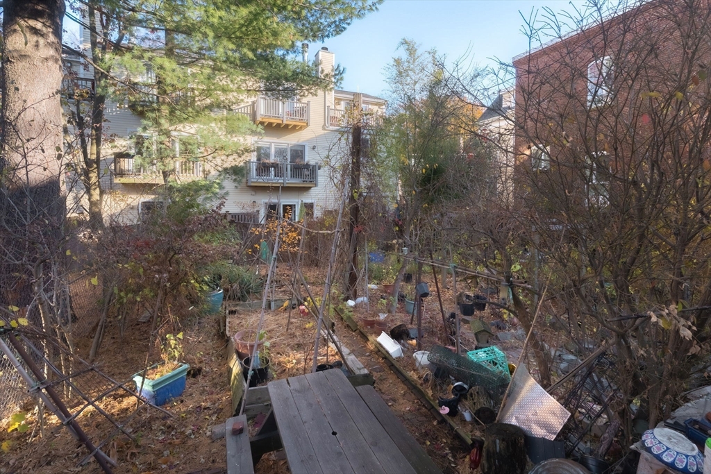26 Jay St
