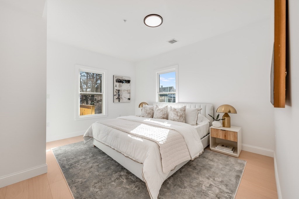 121 Florence Street # 2