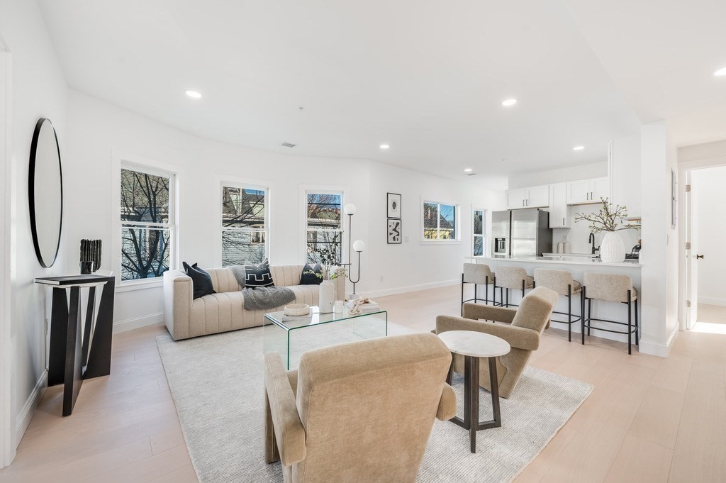 121 Florence Street # 2