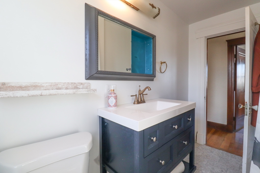 195 Sea St