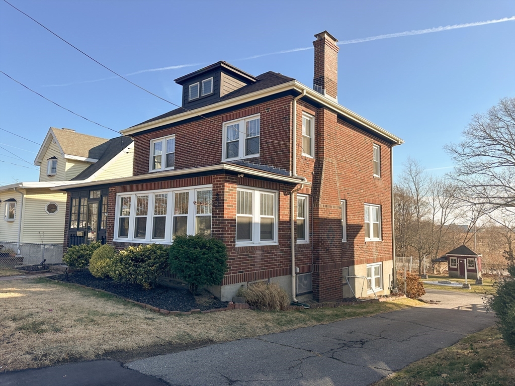 195 Sea St