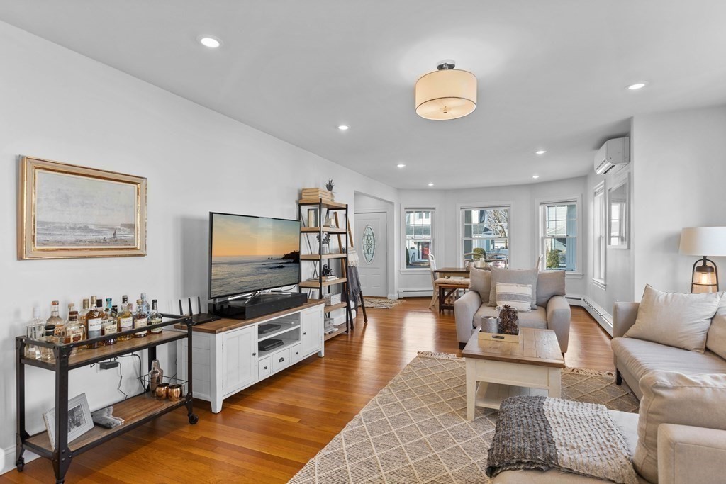 231 Spring St # 1