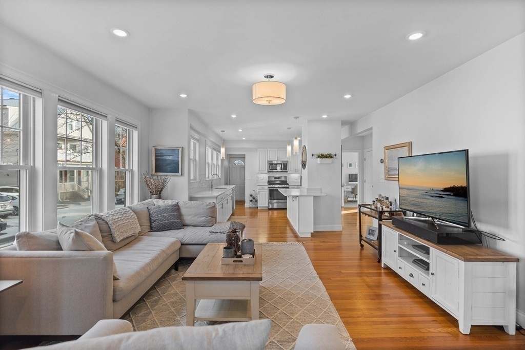 231 Spring St # 1