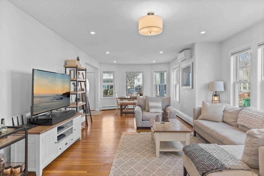 231 Spring St # 1