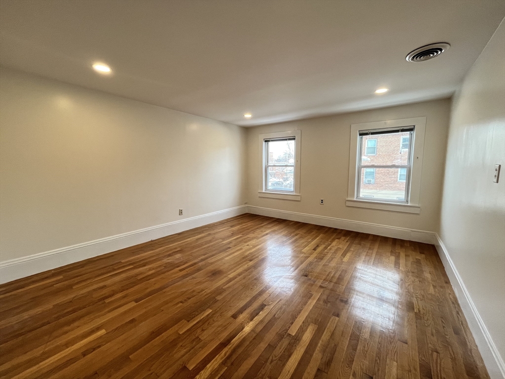 59 West 7th # 2