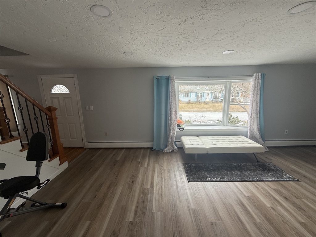 8 Seneca St