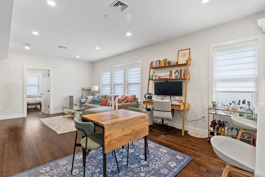 97 Green St # 1