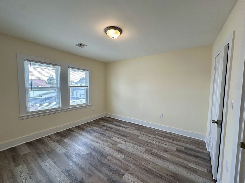 152 Beach St # 2