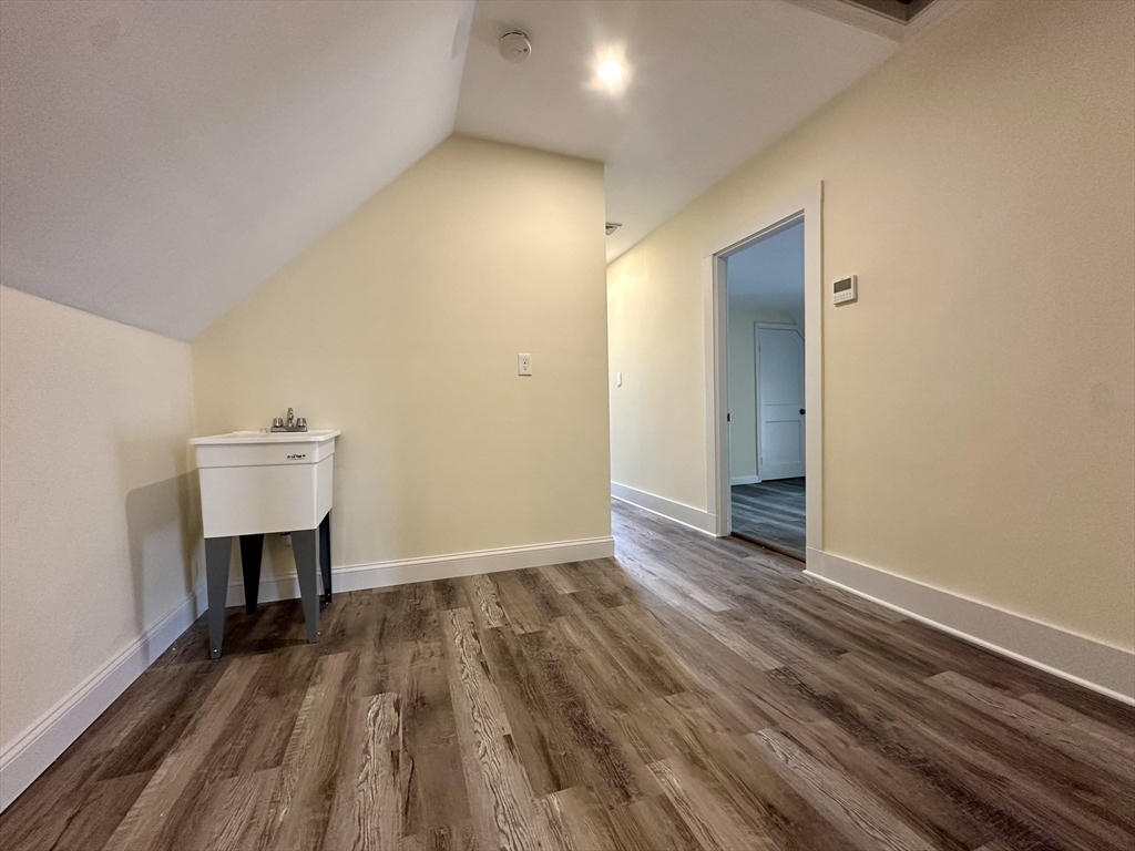 152 Beach St # 2