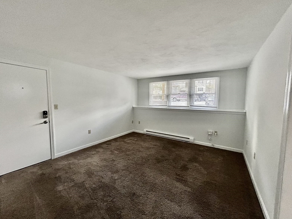 60 Phillips Street # 1 Unit: 1-1