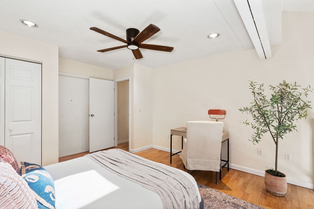 106 Thirteenth St # 304 Unit: U: 304