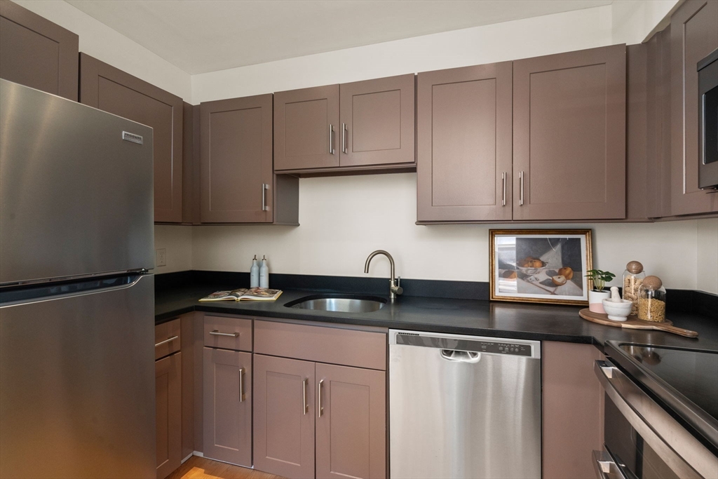 106 Thirteenth St # 304 Unit: U: 304