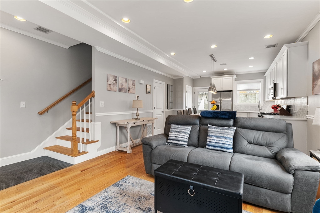 51 Robey St # 51