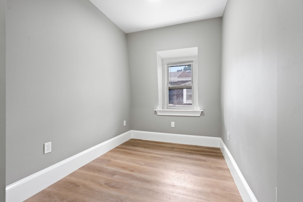 2 Viking Street # 2