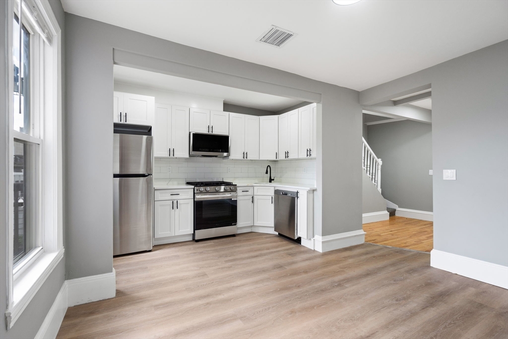 2 Viking Street # 2