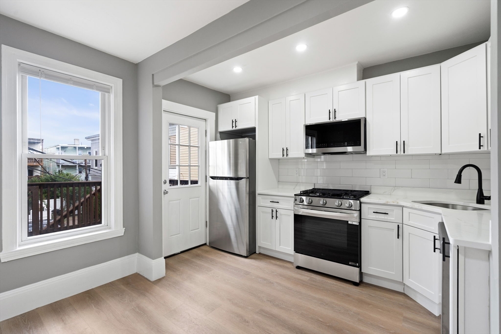 2 Viking Street # 2