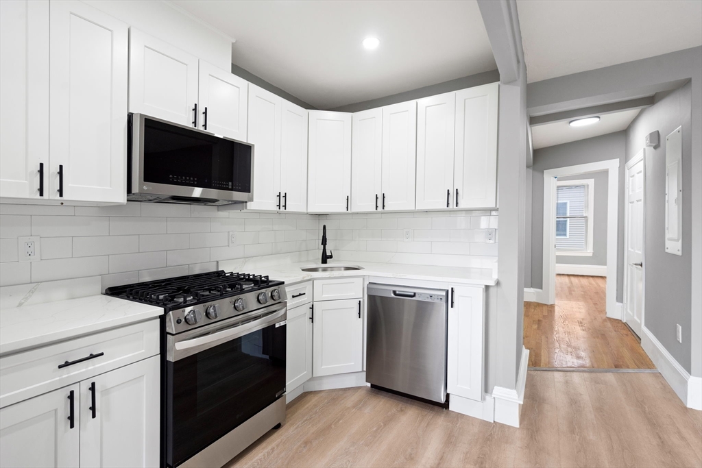 2 Viking Street # 2