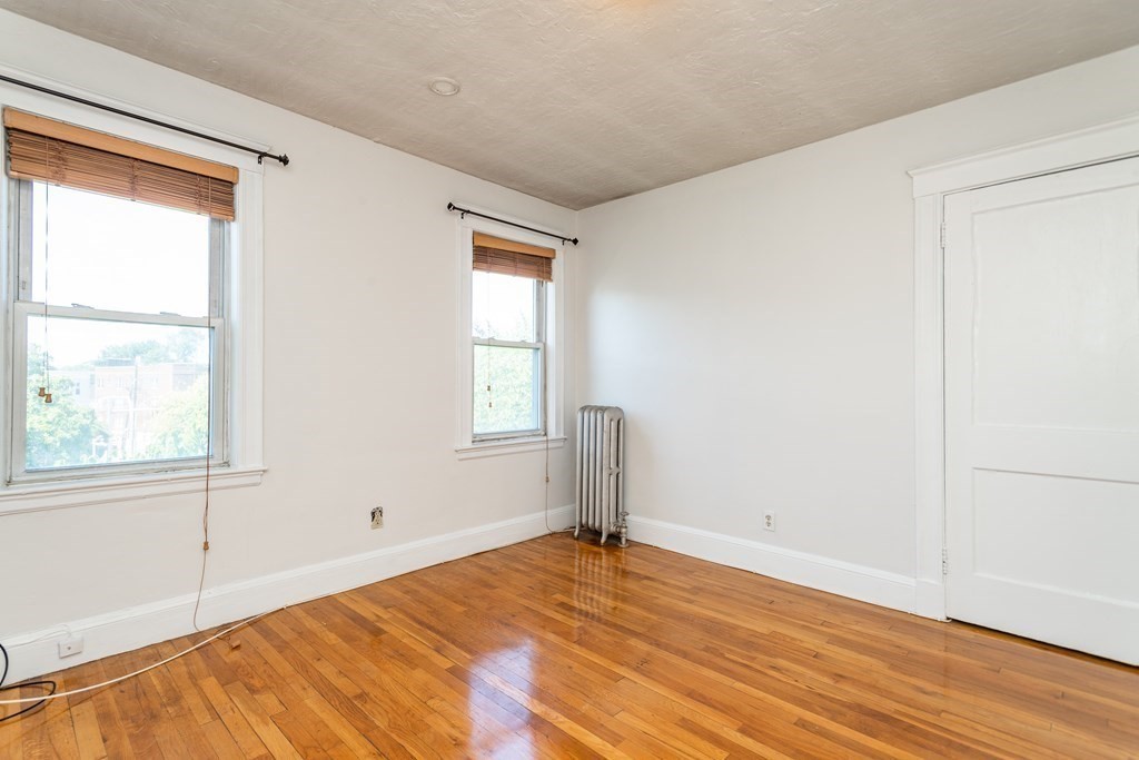 124 Selden # 3