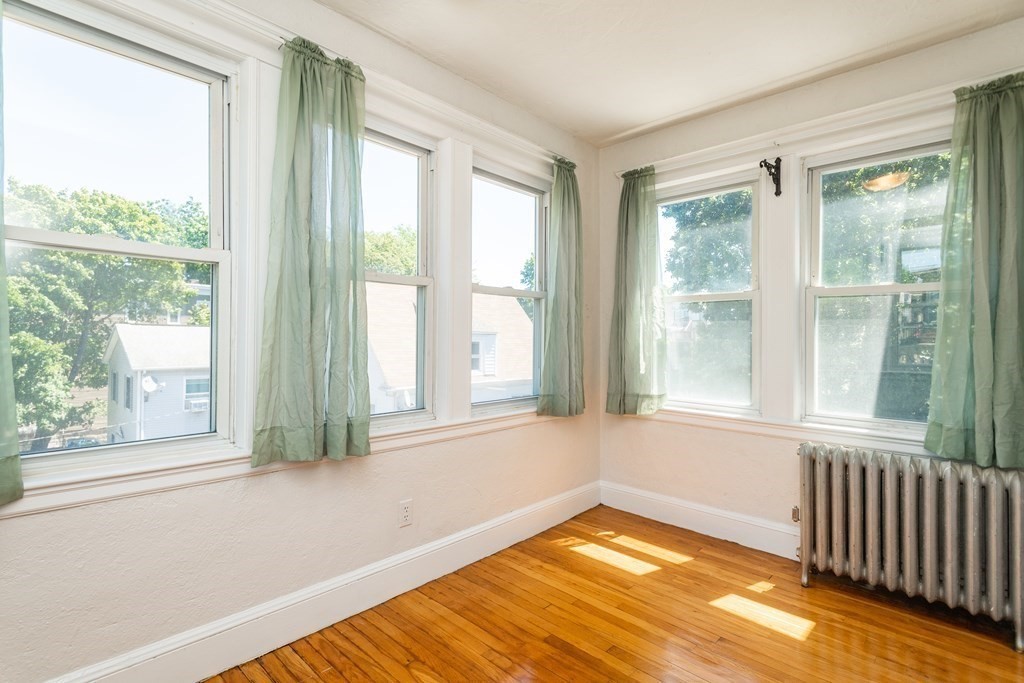 124 Selden # 3