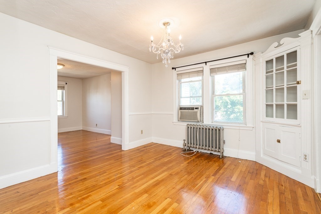 124 Selden # 3