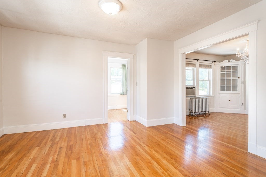 124 Selden # 3