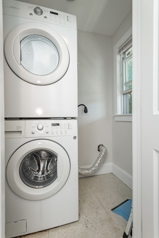 124 Selden # 3