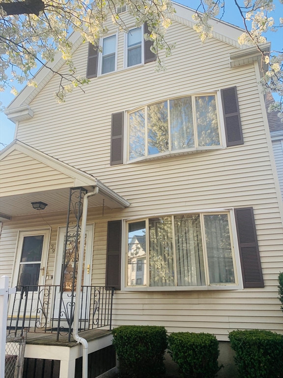 39 Beacon St # 1
