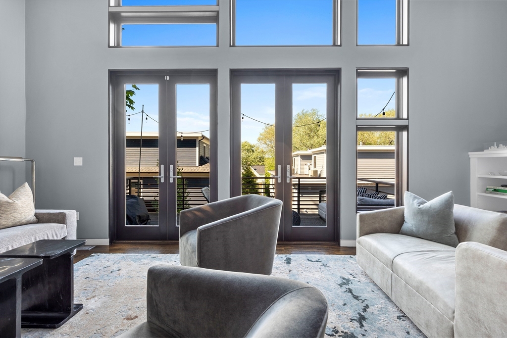 62 Grampian Way Unit: Furnished