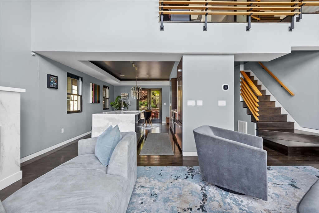 62 Grampian Way Unit: Furnished