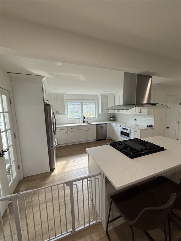 18 Curtis Rd